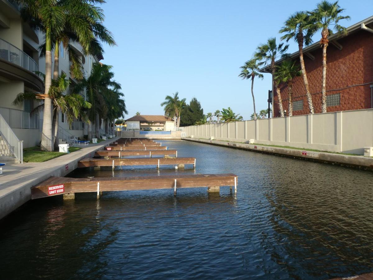 Fishermans Landing On The Bay- Las Marinas South Padre Island Exterior photo
